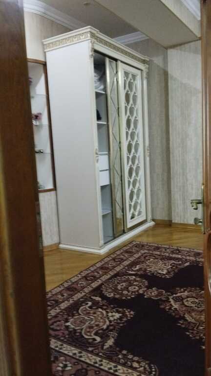 Kirayə verilir 3 otaqlı yeni tikili, 135 m², 8 noyabr-10
