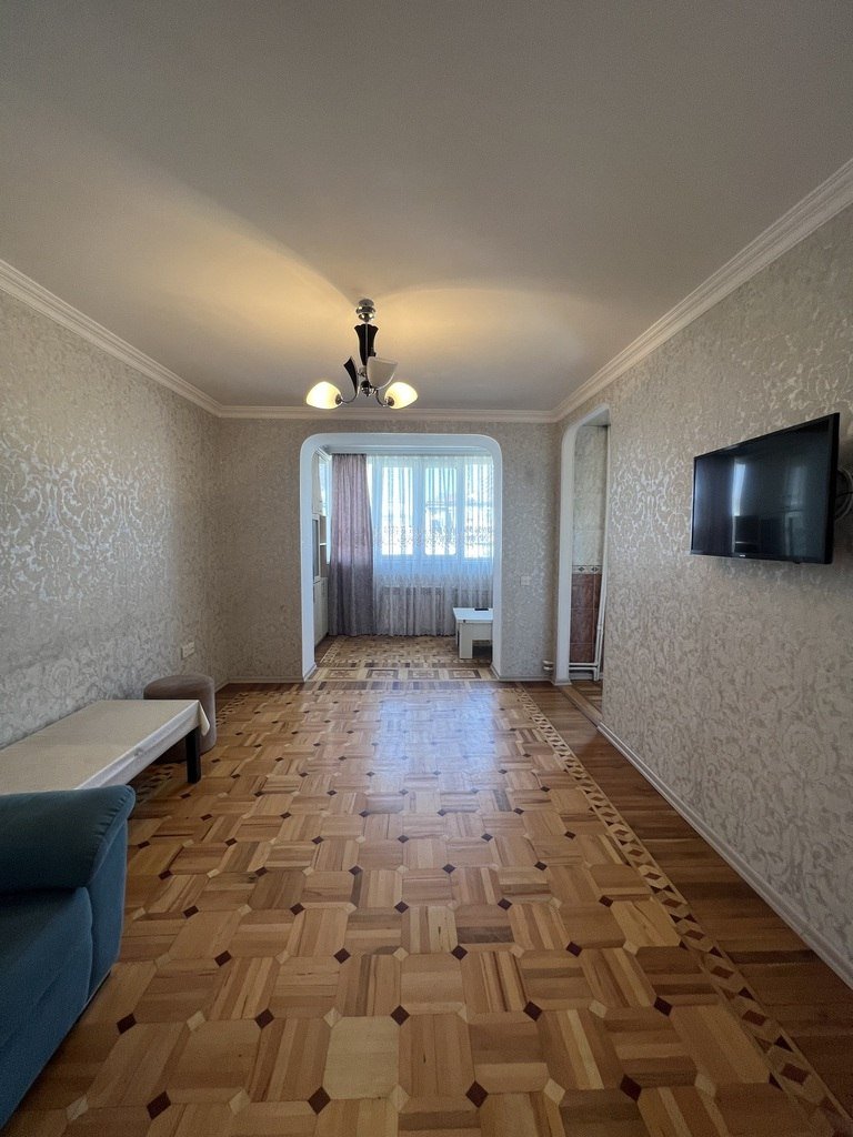 Kirayə verilir 3 otaqlı köhnə tikili, 80 m², Xətai m.-2