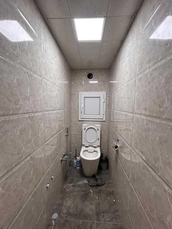 Kirayə verilir 3 otaqlı köhnə tikili, 60 m², Elmlər Akademiyası m.-5