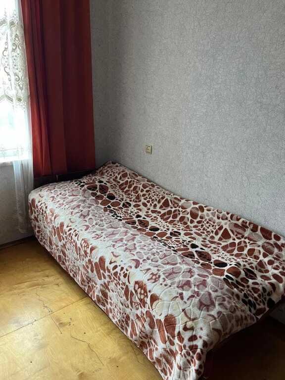 Kirayə verilir 3 otaqlı köhnə tikili, 60 m², Elmlər Akademiyası m.-7