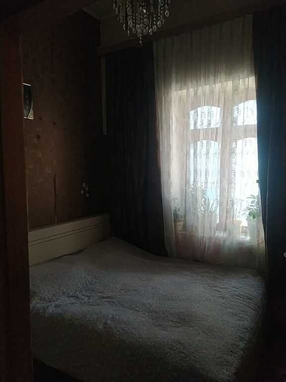 Satılır 3 otaqlı köhnə tikili, 70 m², 28 May m.-9