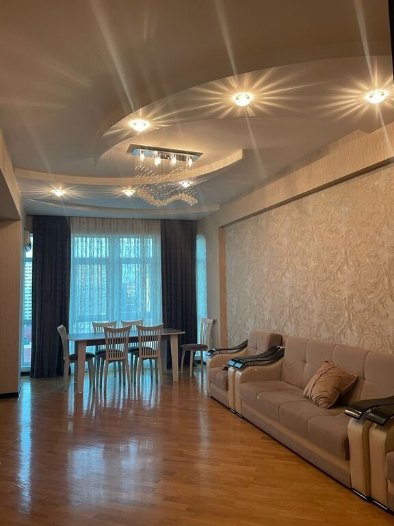 Kirayə verilir 3 otaqlı yeni tikili, 110 m², Xətai m.-1