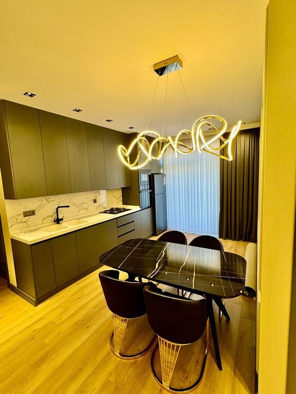 Kirayə verilir 2 otaqlı yeni tikili, 65 m², 28 May m.-18