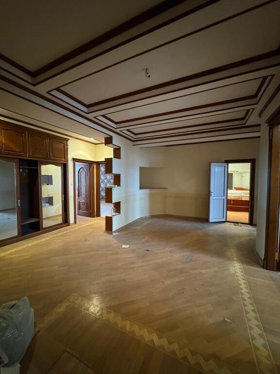 Satılır 4 otaqlı yeni tikili, 220 m², 8 noyabr-10