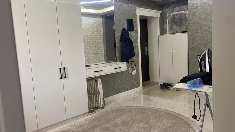 Satılır 3 otaqlı köhnə tikili, 90 m², Neftçilər m.-11