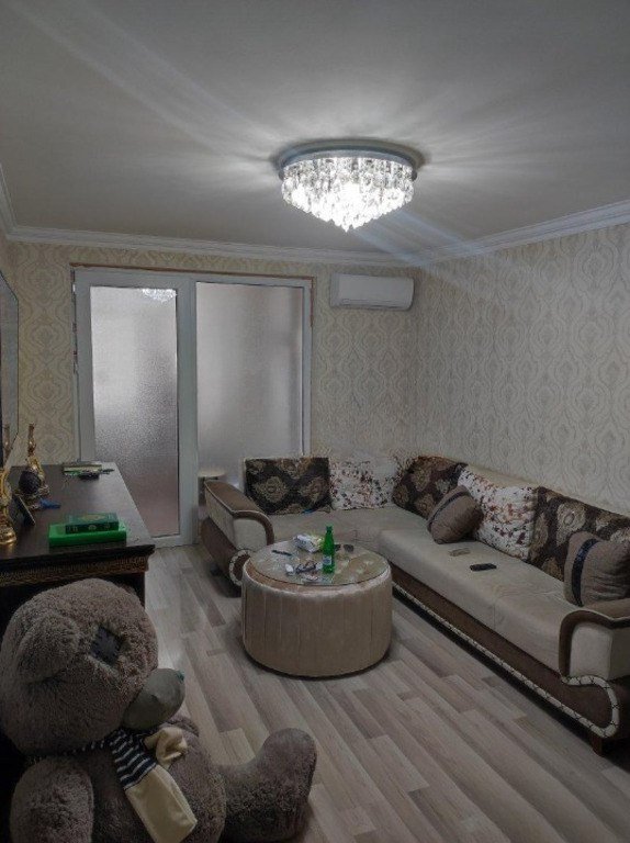 Satılır 2 otaqlı köhnə tikili, 40 m², Elmlər Akademiyası m.-1