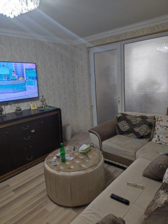 Satılır 2 otaqlı köhnə tikili, 40 m², Elmlər Akademiyası m.-2