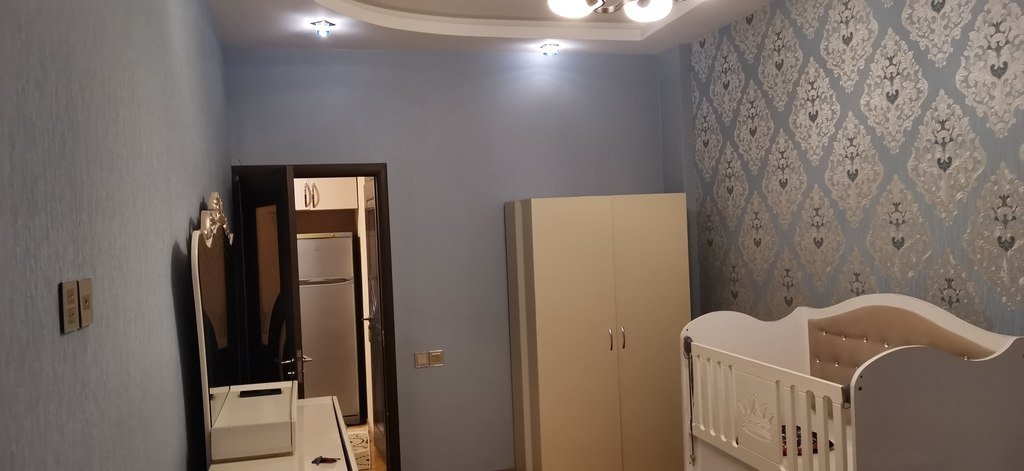 Kirayə verilir 3 otaqlı yeni tikili, 81 m², 9-cu mikrorayon-9