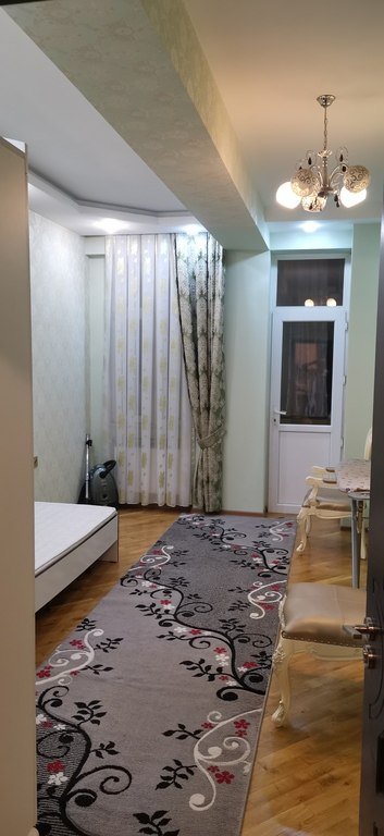 Kirayə verilir 3 otaqlı yeni tikili, 81 m², 9-cu mikrorayon-13