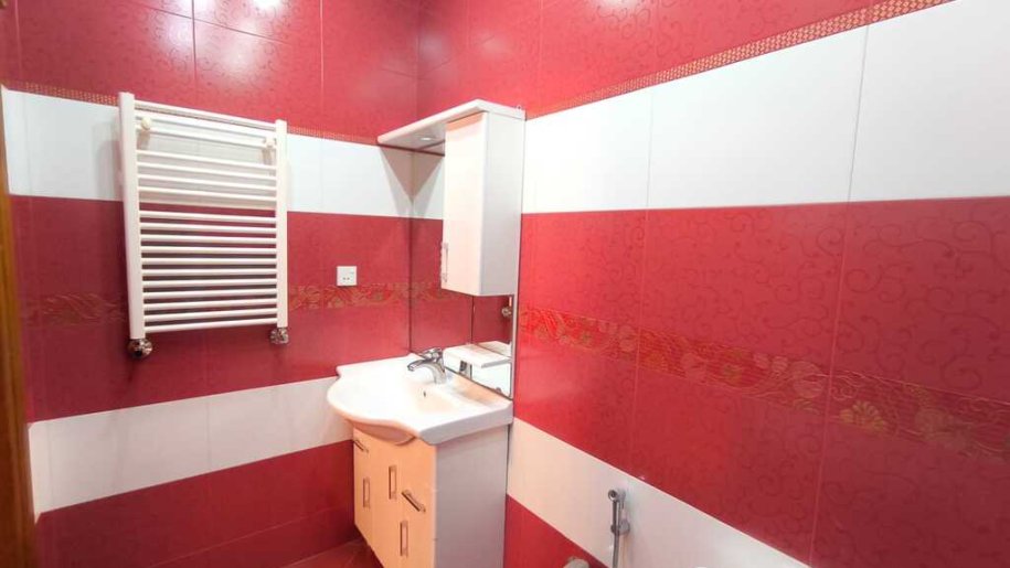 Kirayə verilir 4 otaqlı yeni tikili, 180 m², 28 May m.-16