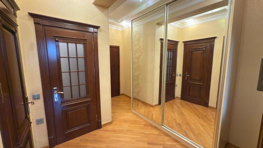 Satılır 2 otaqlı yeni tikili, 68 m², Memar Əcəmi m.-12