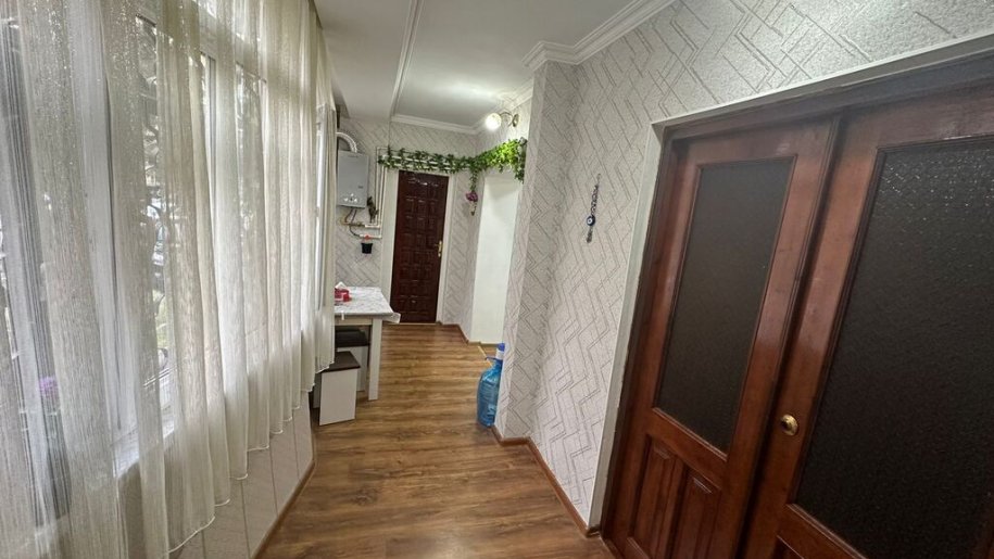 Kirayə verilir 3 otaqlı köhnə tikili, 90 m², İnşaatçılar m.-10