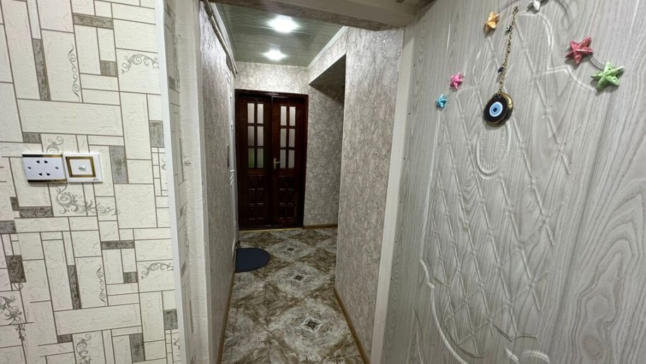 Kirayə verilir 3 otaqlı köhnə tikili, 90 m², İnşaatçılar m.-12