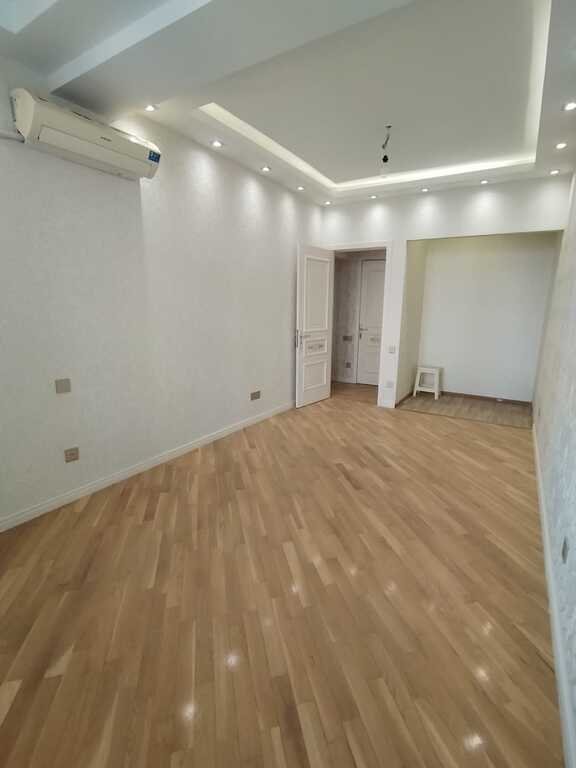 Satılır 4 otaqlı yeni tikili, 175 m², Elmlər Akademiyası m.-1