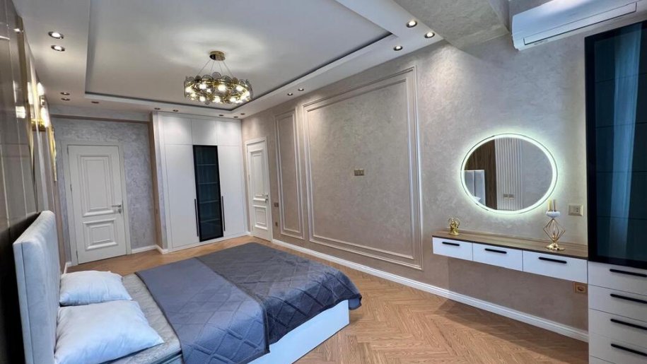 Satılır 4 otaqlı yeni tikili, 180 m², Nəriman Nərimanov m.-8