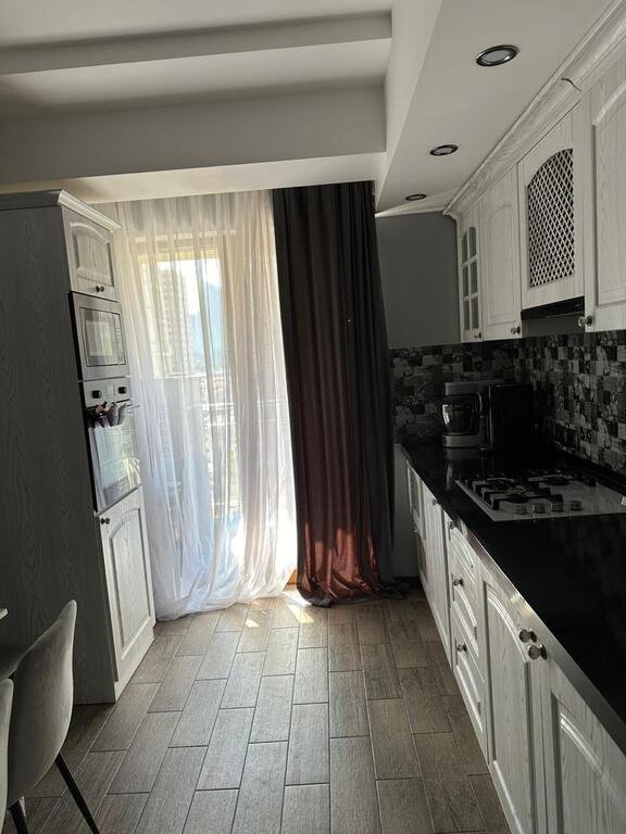 Kirayə verilir 3 otaqlı yeni tikili, 130 m², Xətai m.-14