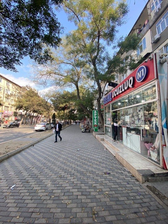 Satılır 2 otaqlı köhnə tikili, 59 m², Memar Əcəmi m.-1