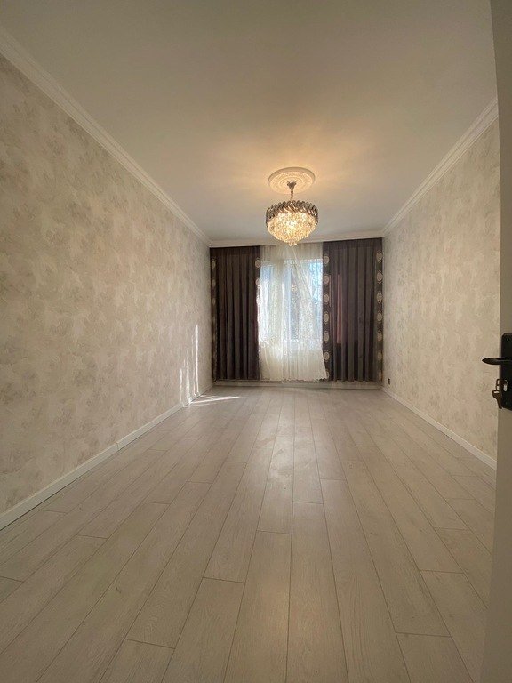 Satılır 2 otaqlı köhnə tikili, 59 m², Memar Əcəmi m.-6