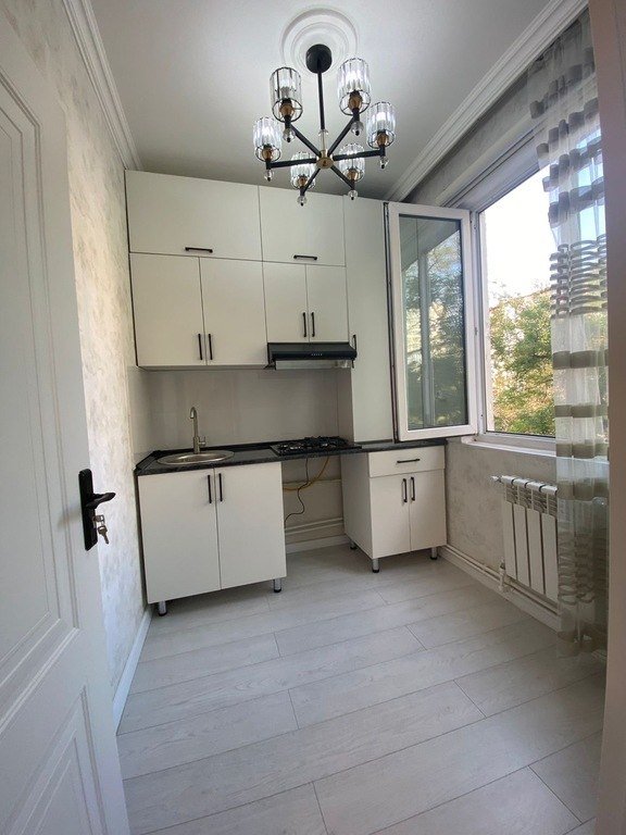 Satılır 2 otaqlı köhnə tikili, 59 m², Memar Əcəmi m.-8