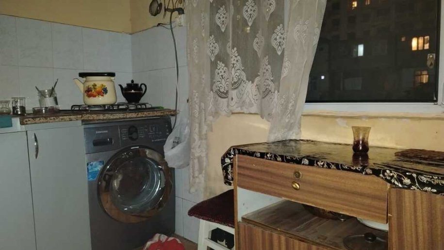 Kirayə verilir 2 otaqlı köhnə tikili, 40 m², Elmlər Akademiyası m.-5