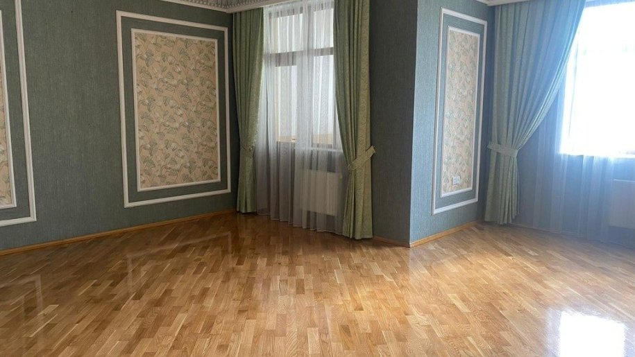 Satılır 4 otaqlı yeni tikili, 250 m², Nəsimi-15