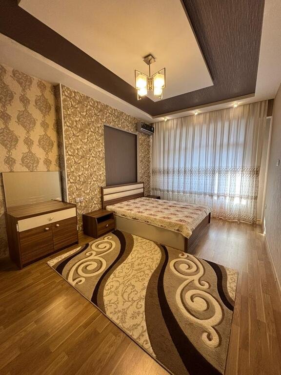 Kirayə verilir 3 otaqlı yeni tikili, 110 m², İnşaatçılar m.-4
