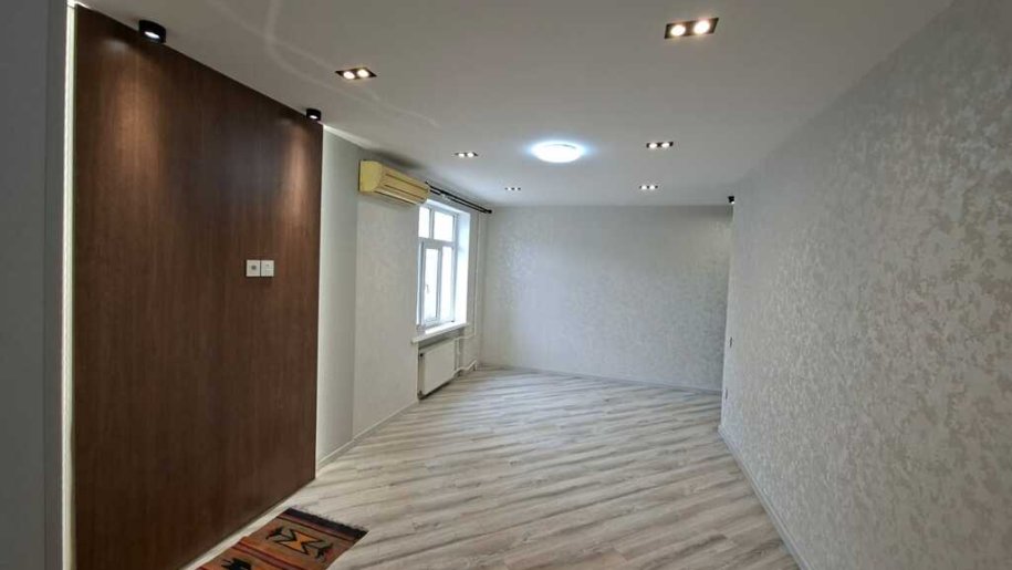 Satılır 2 otaqlı köhnə tikili, 55 m², Nəriman Nərimanov m.-2