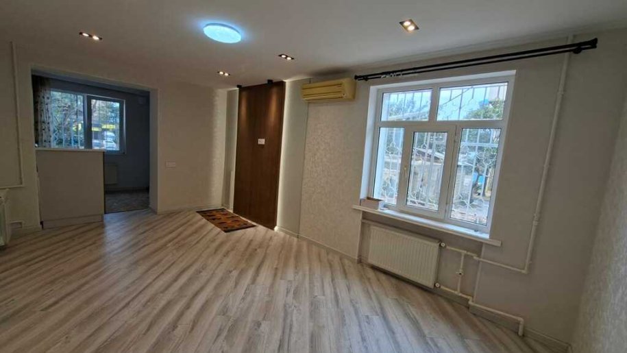 Satılır 2 otaqlı köhnə tikili, 55 m², Nəriman Nərimanov m.-3