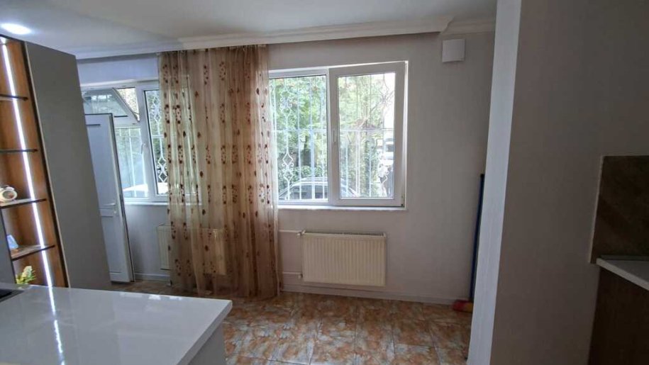 Satılır 2 otaqlı köhnə tikili, 55 m², Nəriman Nərimanov m.-10