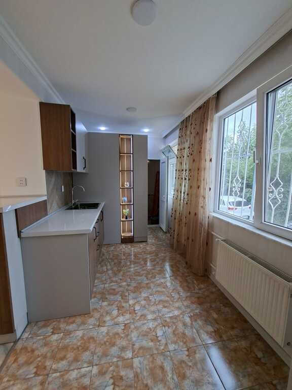 Satılır 2 otaqlı köhnə tikili, 55 m², Nəriman Nərimanov m.-11