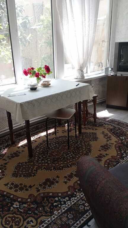 Kirayə verilir 3 otaqlı köhnə tikili, 80 m², Nizami m.-3