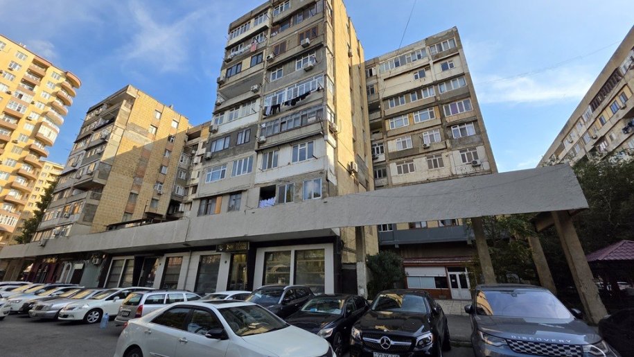 Satılır 4 otaqlı köhnə tikili, 100 m², Nəsimi-2