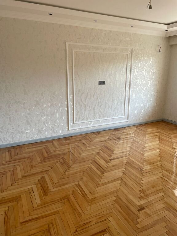 Satılır 4 otaqlı köhnə tikili, 100 m², Nəsimi-9