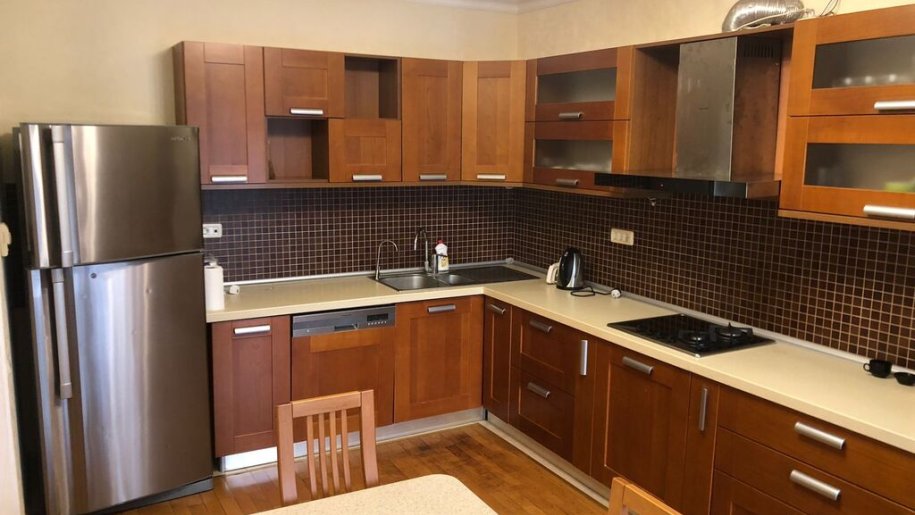 Kirayə verilir 4 otaqlı yeni tikili, 220 m², Nəsimi-13