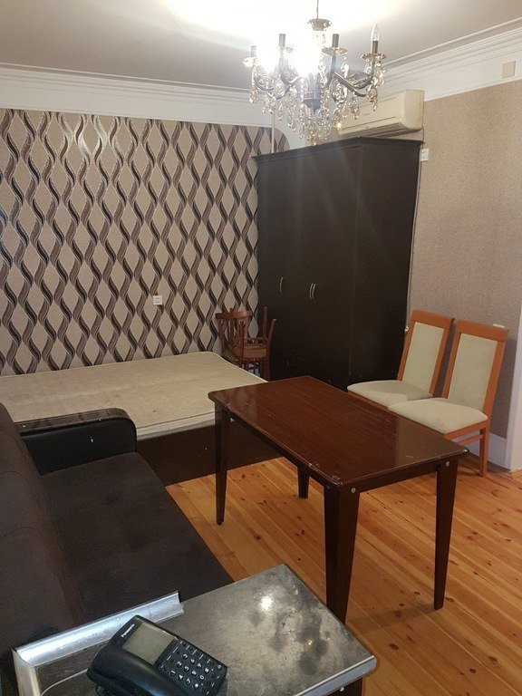 Satılır 1 otaqlı köhnə tikili, 45 m², Nərimanov-5
