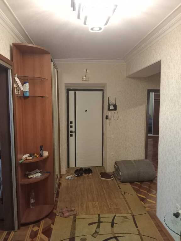 Kirayə verilir 3 otaqlı köhnə tikili, 100 m², Elmlər Akademiyası m.-6