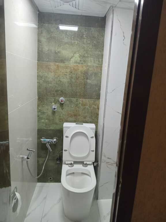 Kirayə verilir 3 otaqlı köhnə tikili, 100 m², Elmlər Akademiyası m.-14