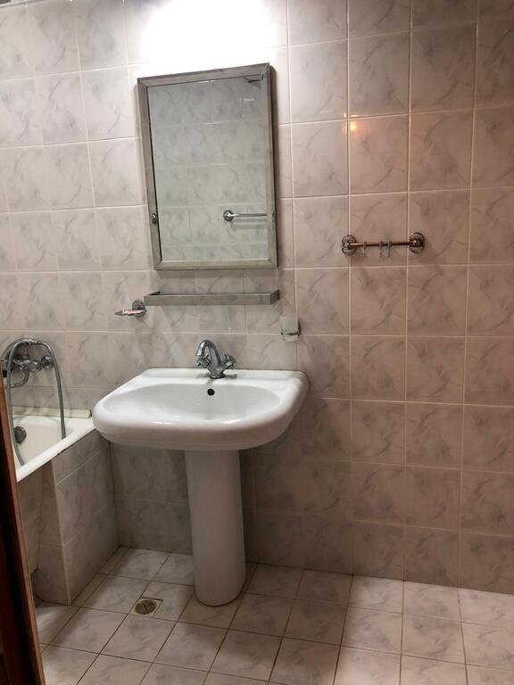Kirayə verilir 3 otaqlı köhnə tikili, 65 m², Elmlər Akademiyası m.-5