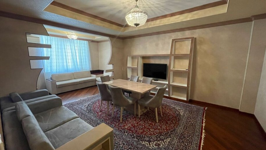 Kirayə verilir 3 otaqlı yeni tikili, 145 m², Xətai m.-1