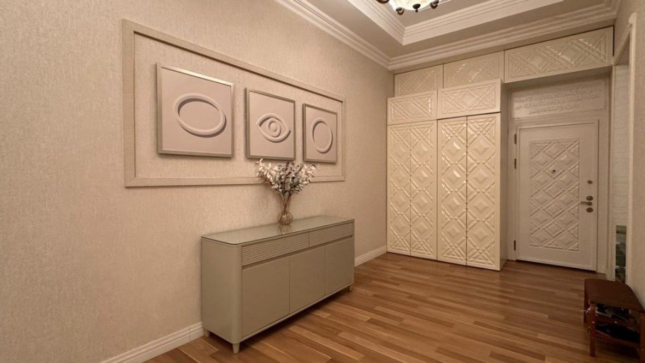 Satılır 4 otaqlı köhnə tikili, 250 m², Sahil m.-6