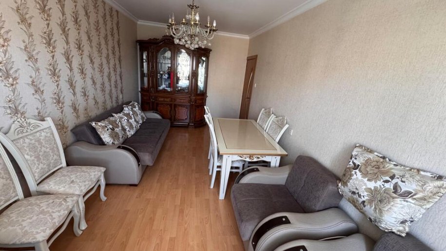 Satılır 3 otaqlı köhnə tikili, 75 m², Əhmədli m.-1