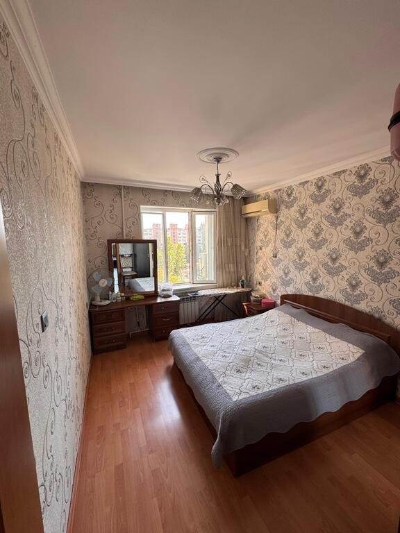 Satılır 3 otaqlı köhnə tikili, 75 m², Əhmədli m.-8