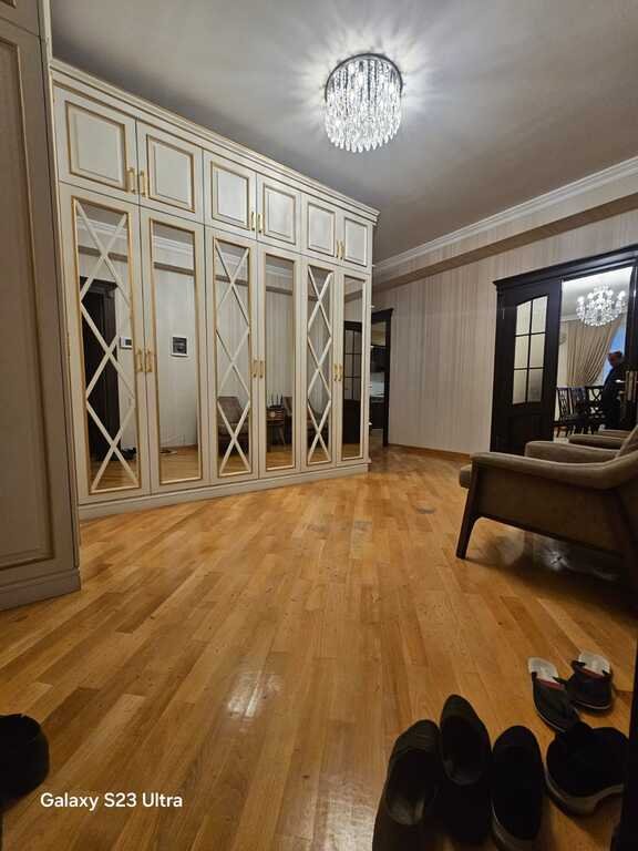 Satılır 3 otaqlı yeni tikili, 120 m², Neftçilər m.-1