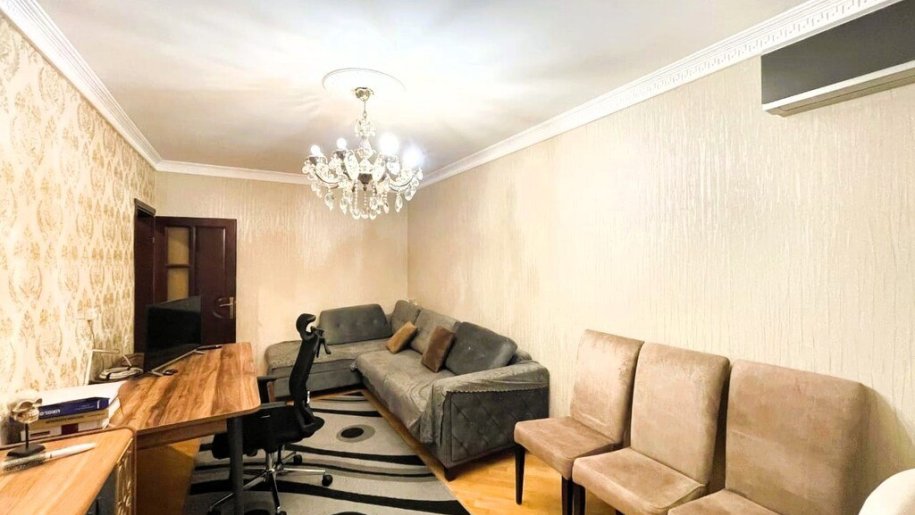 Satılır 2 otaqlı köhnə tikili, 66 m², 8 noyabr-1