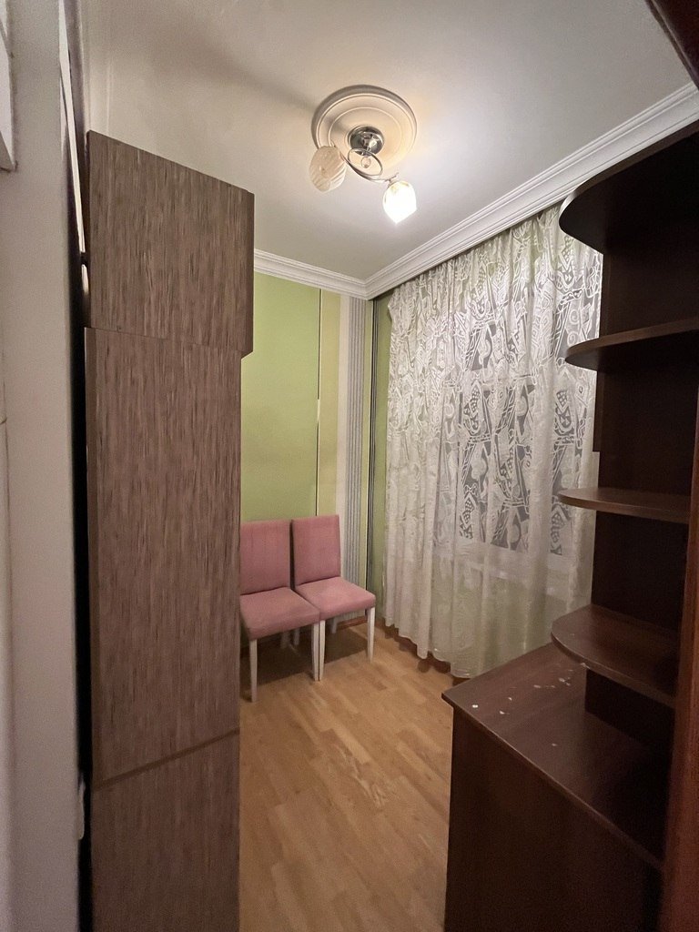 Kirayə verilir 3 otaqlı köhnə tikili, 70 m², Memar Əcəmi m.-5