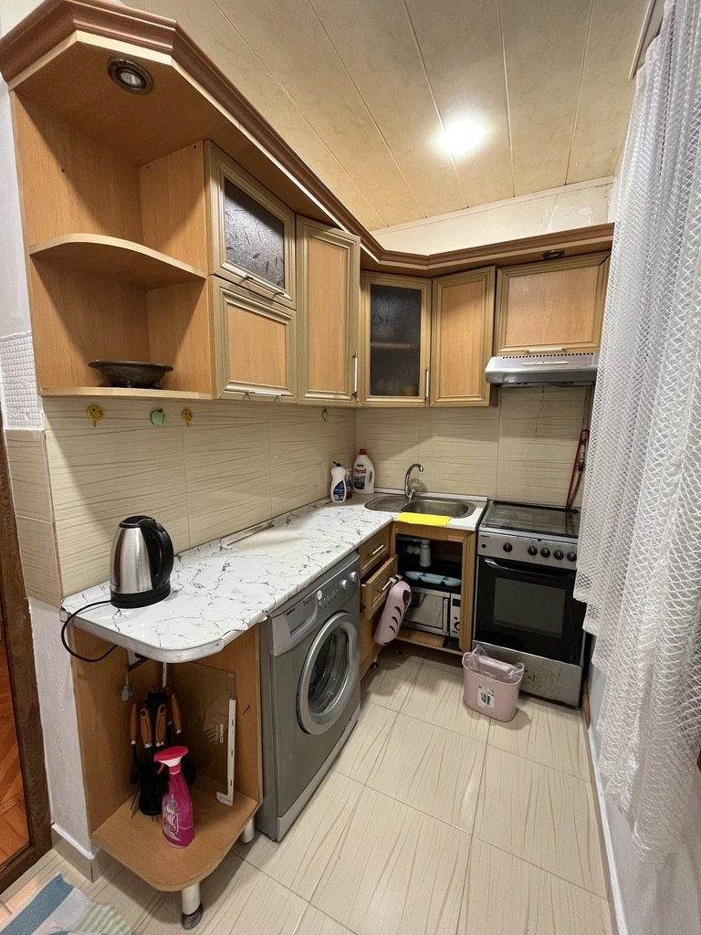 Kirayə verilir 3 otaqlı köhnə tikili, 70 m², Memar Əcəmi m.-8