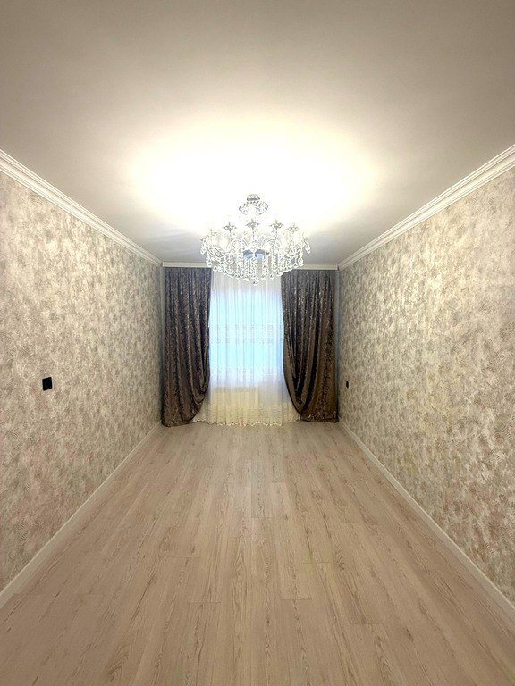 Satılır 3 otaqlı köhnə tikili, 90 m², Memar Əcəmi m.-5