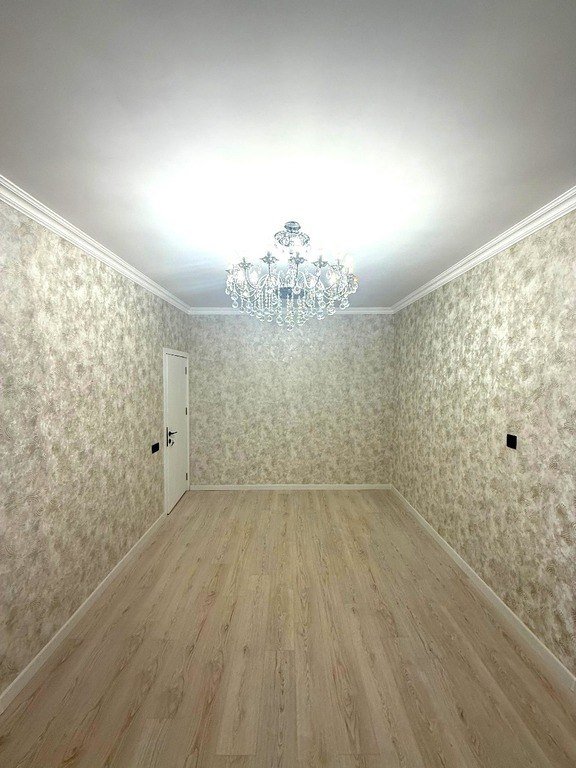 Satılır 3 otaqlı köhnə tikili, 90 m², Memar Əcəmi m.-6