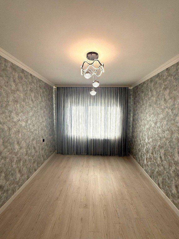 Satılır 3 otaqlı köhnə tikili, 90 m², Memar Əcəmi m.-7