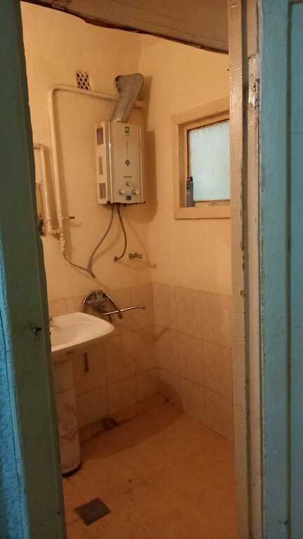 Satılır 1 otaqlı köhnə tikili, 35 m², İnşaatçılar m.-12